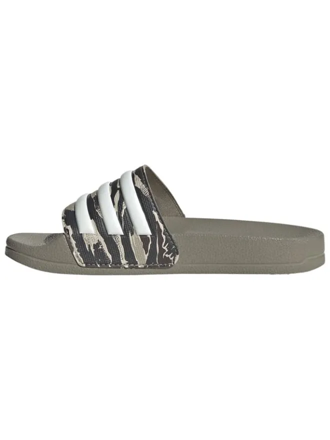 Badeschuhe "Shower" in Khaki>adidas New