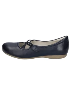 Ballerina Fiona 39 in ocean><noscript><img width=