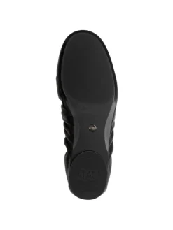 Ballerina in BLACK><noscript><img width=
