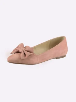 Ballerina in rose><noscript><img width=