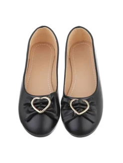 Ballerina in Schwarz><noscript><img width=