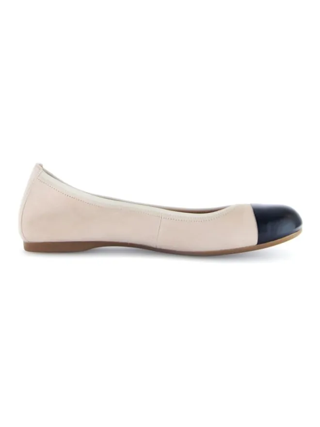 Ballerinas in Beige>Gabor New