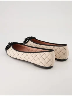 Pretty Ballerinas Ballerinas^Ballerinas in Beige