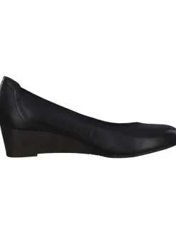Ballerinas in Black><noscript><img width=