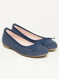 Ballerinas in Dunkelblau><noscript><img width=