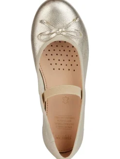 Ballerinas in Platinum><noscript><img width=