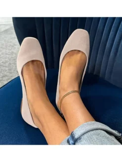 Ballerinas in Rosa><noscript><img width=