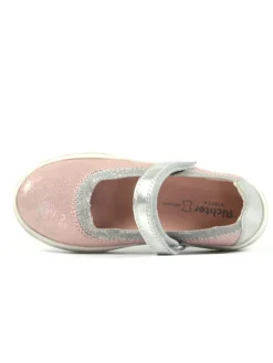 Ballerinas in Rosa><noscript><img width=