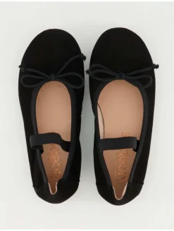Ballerinas in Schwarz><noscript><img width=