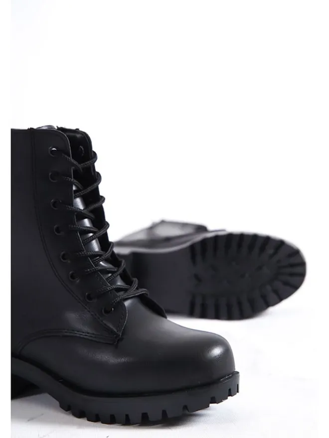 Boots in Schwarz>trendyol Clearance