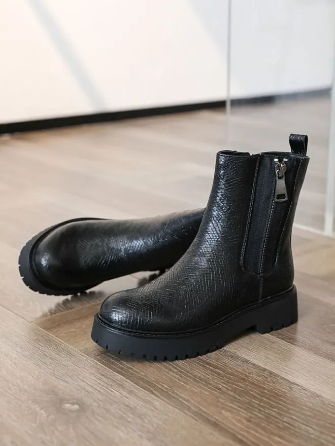 Sixth Sens Stiefel & Boots^Boots in Schwarz