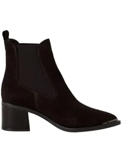 Chelsea Boot in MOCCA><noscript><img width=