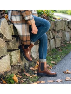 Chelsea Boots in cognac><noscript><img width=