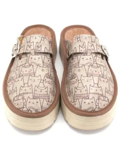 Clogs in Beige><noscript><img width=