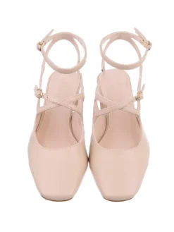 High Heel in Beige><noscript><img width=