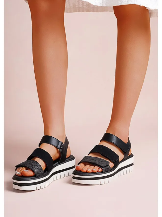 Foreverfolie Sandalen^Keilsandaletten in Schwarz