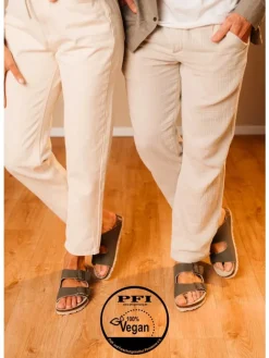 Klassische Pantoletten in khaki><noscript><img width=