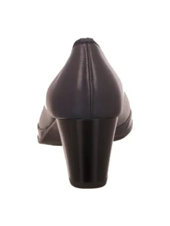 Klassische Pumps in Blau><noscript><img width=