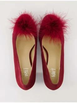 Klassische Pumps in Rot><noscript><img width=