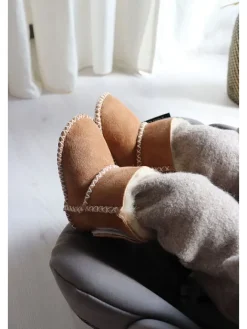 Lammfell-Boots in Braun><noscript><img width=