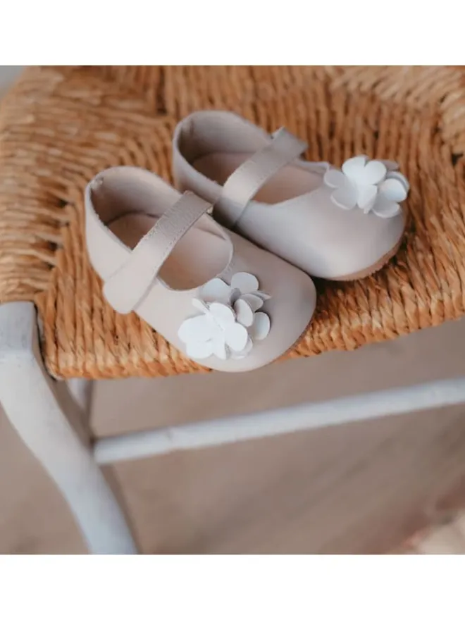 Lait et Miel Lauflernschuhe^Lammleder-Lauflernschuhe "Siloé" in Hellgrau