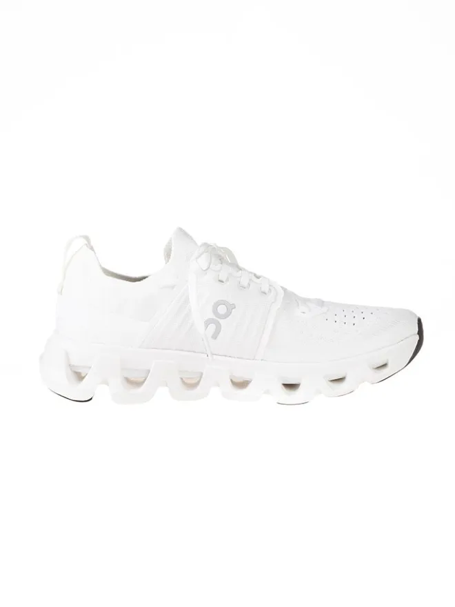 ON RUNNING Sportschuhe^Laufschuhe "Cloudswift 4" in Weiß