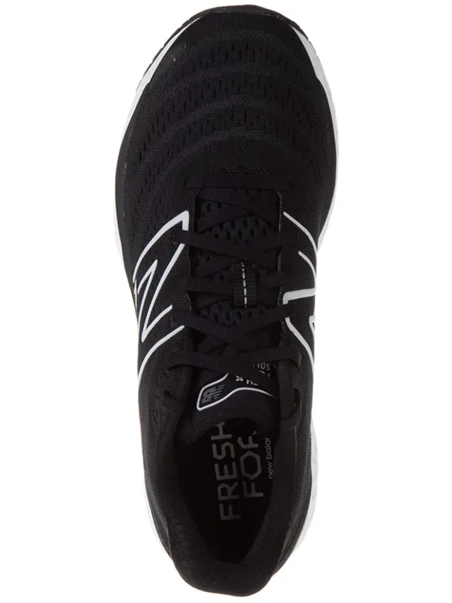 Laufschuhe "Tech Run Solvi v4" in Schwarz>New Balance Clearance