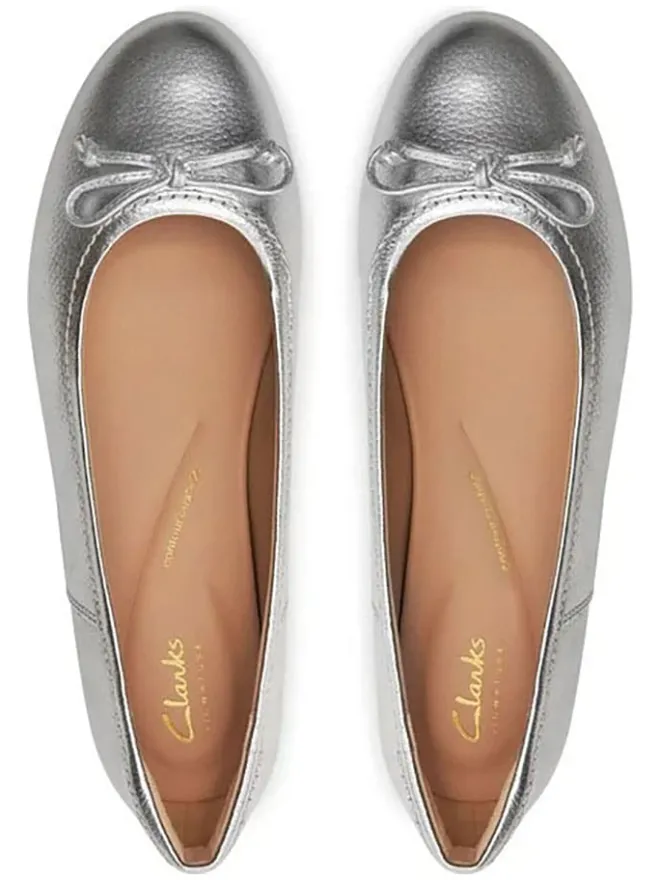 Leder-Ballerinas "Fawna" in Silber>Clarks Outlet