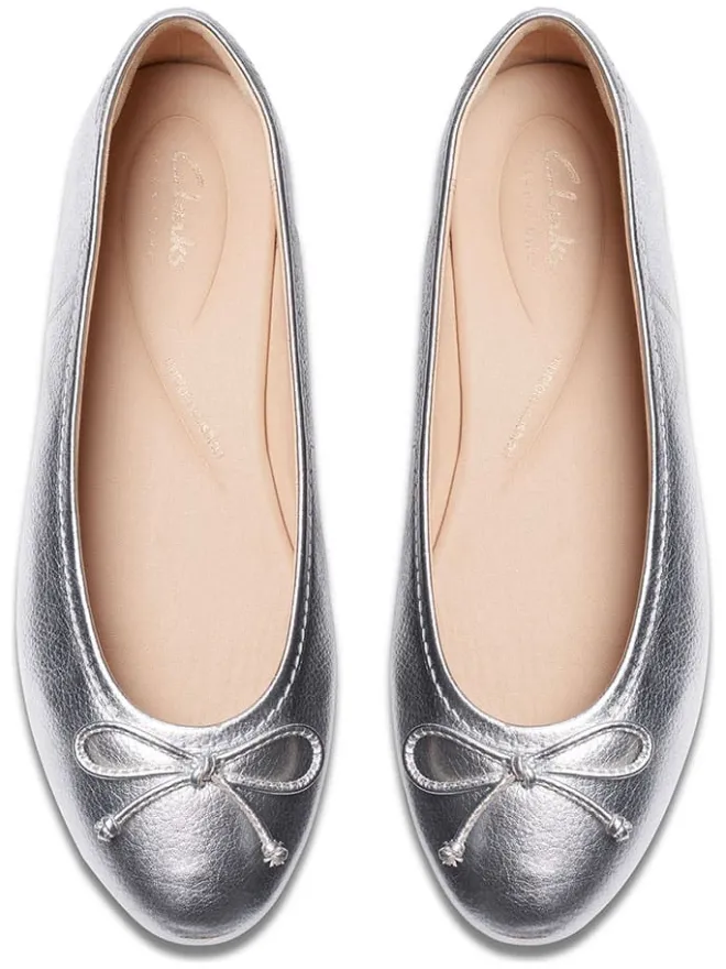 Leder-Ballerinas "Fawna" in Silber>Clarks Outlet