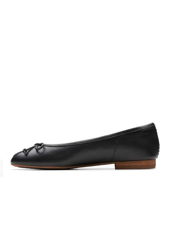 Leder-Ballerinas "Fawna" in Schwarz>Clarks