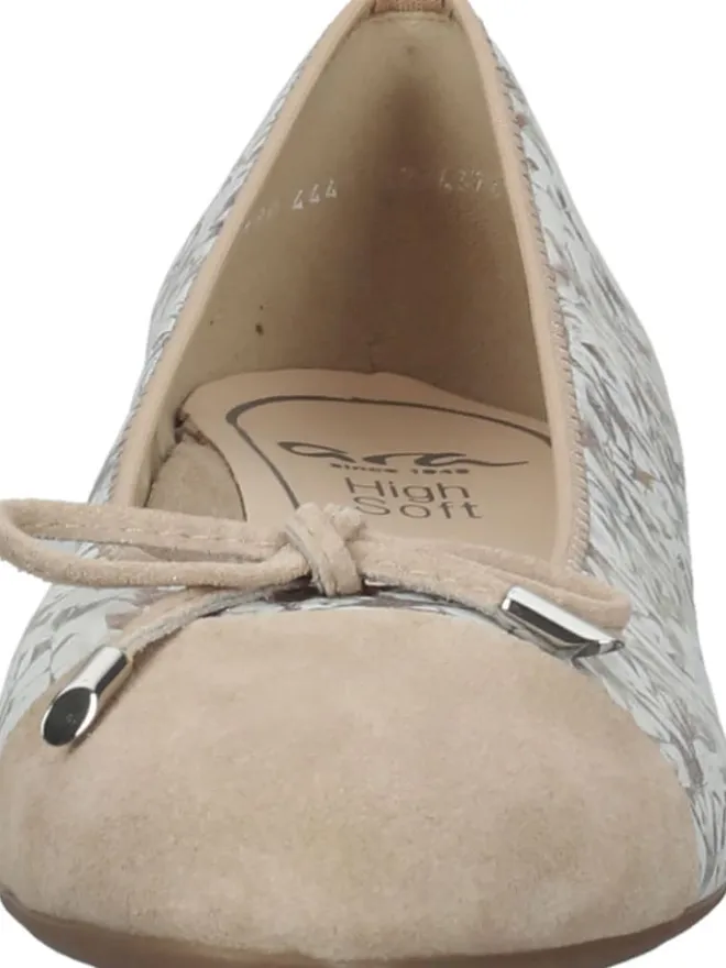 Leder-Ballerinas in Beige>Ara Shoes
