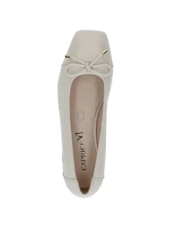 Leder-Ballerinas in Creme><noscript><img width=