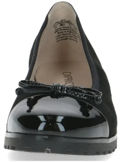 Leder-Ballerinas in Schwarz><noscript><img width=