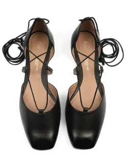 Leder-Ballerinas in Schwarz><noscript><img width=