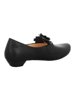Leder-Ballerinas in Schwarz><noscript><img width=