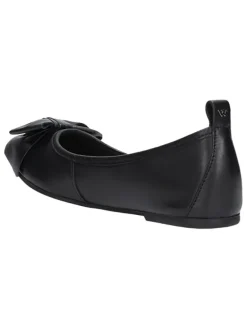 Leder-Ballerinas in Schwarz><noscript><img width=