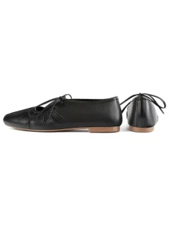 Leder-Ballerinas in Schwarz><noscript><img width=