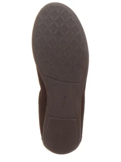 Leder-Ballerinas in Schwarz><noscript><img width=