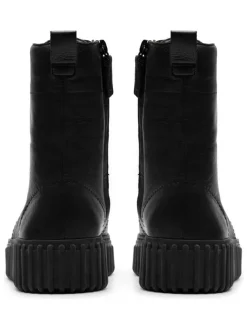 Leder-Boots in Schwarz><noscript><img width=