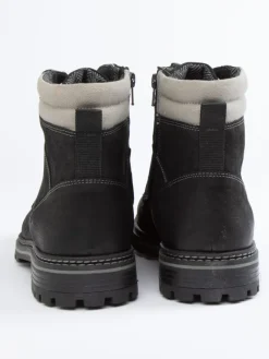 Leder-Boots in Schwarz><noscript><img width=