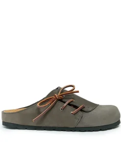 Mandel Hausschuhe^Leder-Clogs in Grau