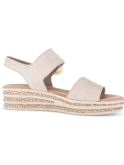 Leder-Keilsandaletten in Beige><noscript><img width=