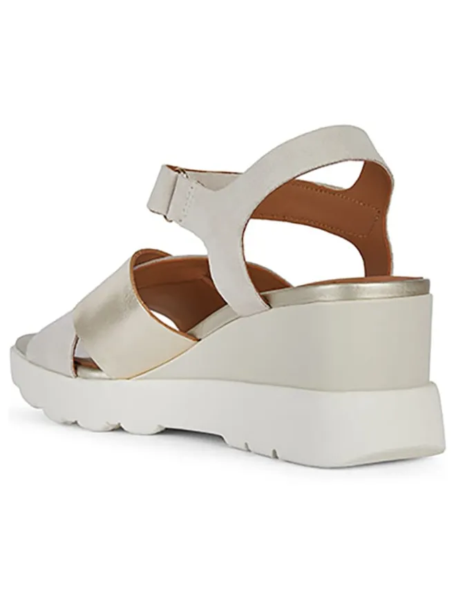 Leder-Keilsandaletten "Spherica EC6" in Weiß/ Silber>Geox Sale