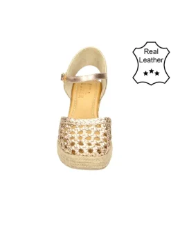 Leder-Keil-Slingpumps in Beige><noscript><img width=