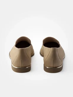 Leder-Mokassins in Beige><noscript><img width=