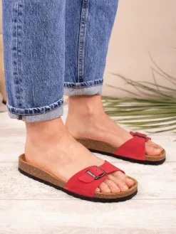 Leder-Pantoletten in Rot><noscript><img width=