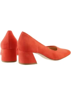Leder-Pumps in Rot><noscript><img width=