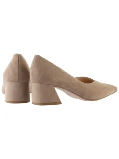 Leder-Pumps in Taupe><noscript><img width=