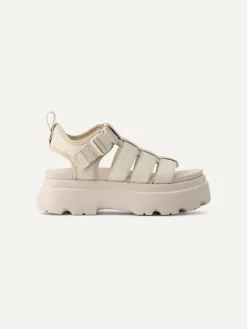 Leder-Sandaletten "Cora" in Creme>UGG Clearance