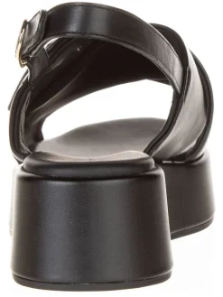 Leder-Sandaletten in Schwarz><noscript><img width=